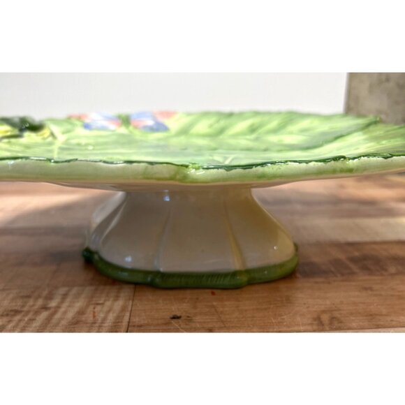 Handcrafted Ceramic Leaf Cake Plate With Frog & Butterfly Accent Made In Italy - Picture 4 of 6